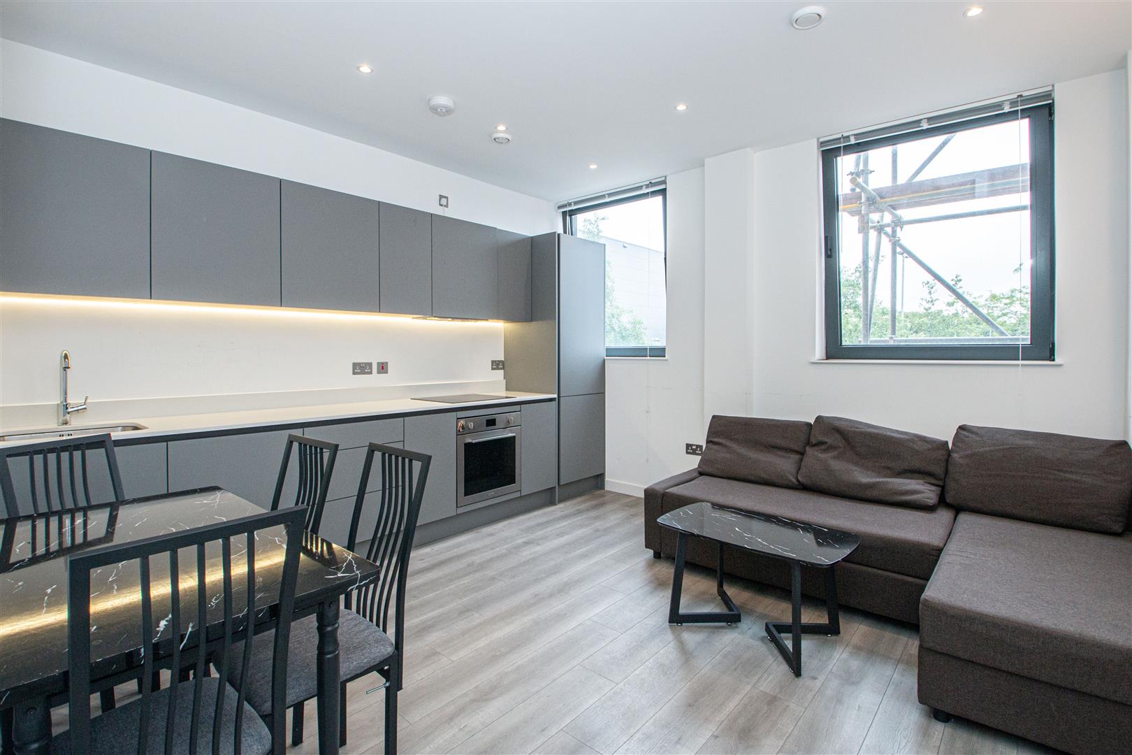 1 bed property in 17 Capital Drive, Milton Keynes